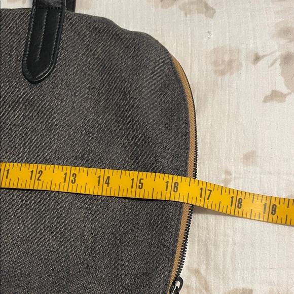 PISTIL - Picture 4 of 8